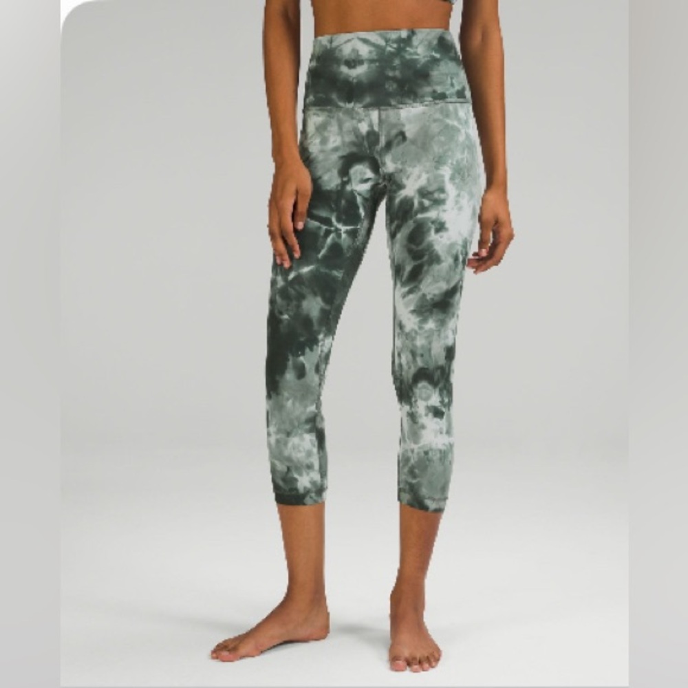 Lululemon Align HR Crop 23”- Diamond Dye Starlight Smocked Spruce - Size 4